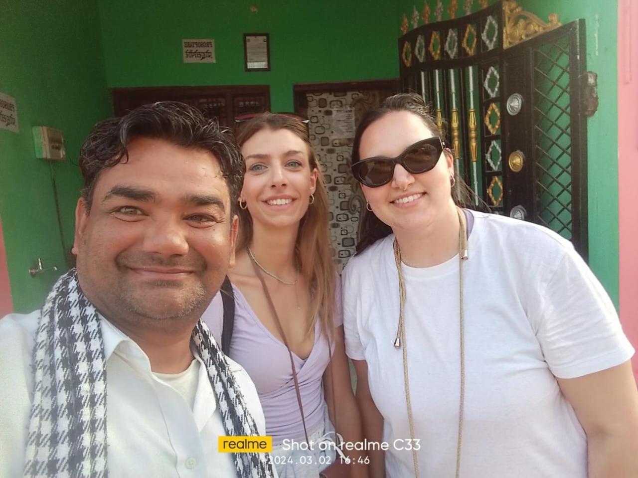 Indiana Home Stay Khajuraho Exterior photo
