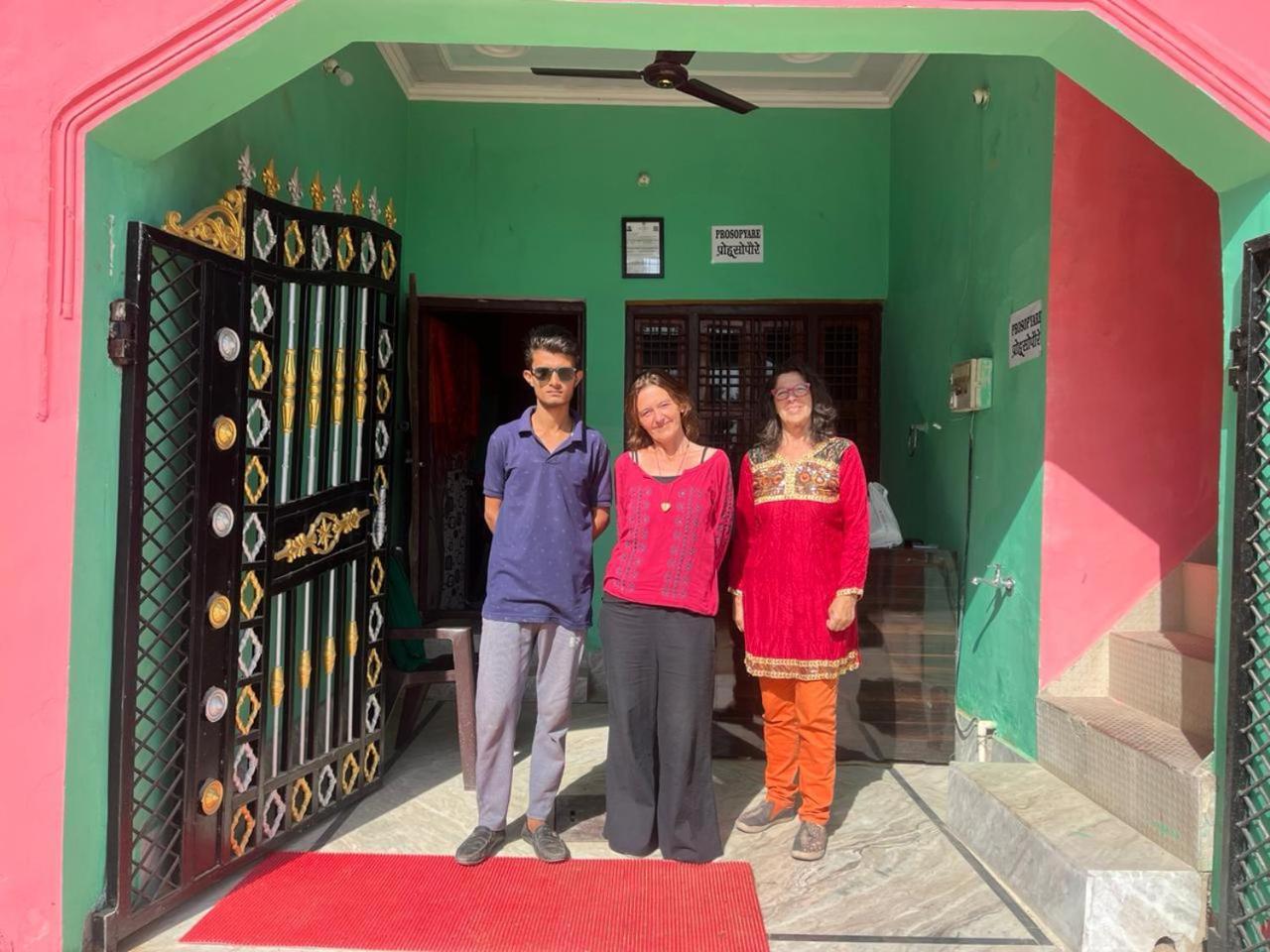 Indiana Home Stay Khajuraho Exterior photo